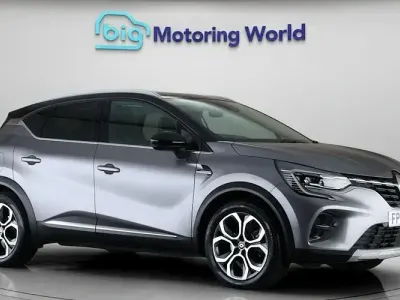 Used Renault Captur Techno 145 HP (106 kW) 2023 Grey SUV