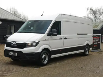Usado MAN TGE 140 HP (102 kW) 2020 Branco Van