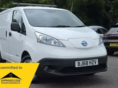 Gebraucht Nissan e-NV200 Tekna 80 kW (109 PS) 2018 Weiß Van / Kleinbus