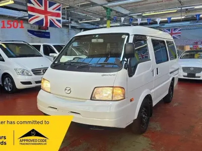 Usado Mazda Bongo 2016 Branco Monovolume