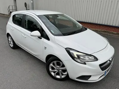 Used Vauxhall Corsa 75 HP (55 kW) 2016 White Hatchback