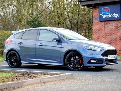 used Ford Focus ST 3 2.0 EcoBoost 41,400 miles Stealth Grey. SYNC 3 Sat Nav, 19inch Alloys, Full Leather FSH