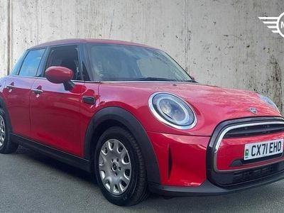 Used Mini ONE Classic 101 HP (74 kW) 2021 Red Hatchback
