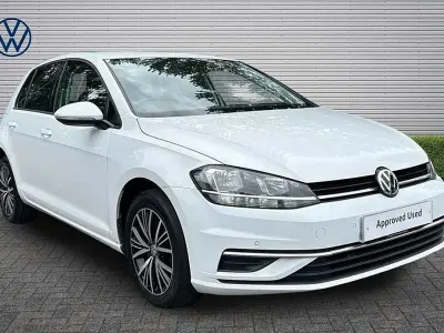 Used VW Golf VII SE 115 HP (84 kW) 2018 White Hatchback