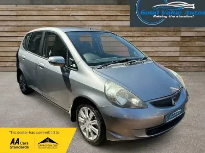 Used Honda Jazz SE 83 HP (61 kW) 2005 Silver Hatchback
