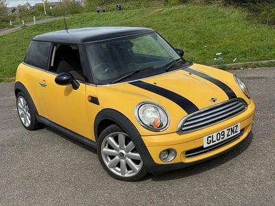 Używany Mini Cooper Hatch 2009 Żółty Hatchback