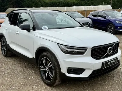 Used Volvo XC40 R-Design 147 HP (108 kW) 2020 White SUV