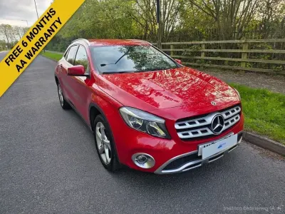 Usado Mercedes GLA200 156 HP (114 kW) 2017 Vermelho SUV