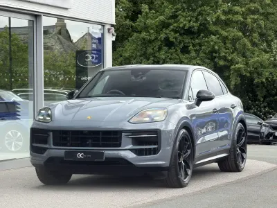 Used Porsche Cayenne 470 HP (345 kW) 2024 Grey SUV