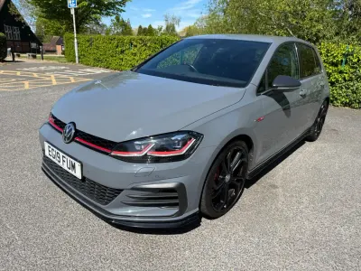 Second-hand VW Golf VII GTI 290 CP (213 kW) 2019 Gri Hatchback