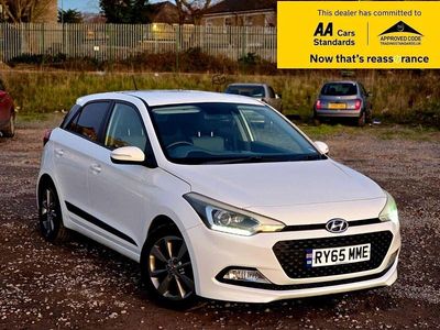 White Used 2016 Hyundai i20 Premium Hatchback | £8,288 (Fair price)