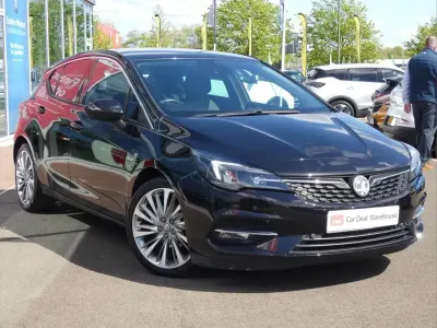 Used Vauxhall Astra Edition 143 HP (105 kW) 2021 Black Hatchback
