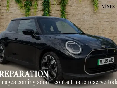 Used Mini Cooper SE Hatch 158 kW (215 HP) 2025 Black Hatchback