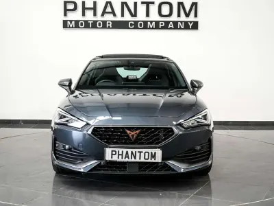 Usado Cupra Leon VZ2 245 CV (180 kW) 2024 Gris Utilitario