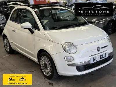 Used Fiat 500 Lounge 69 HP (50 kW) 2011 White Hatchback