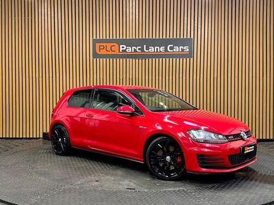 Used VW Golf VII GTI 2015 Red Hatchback
