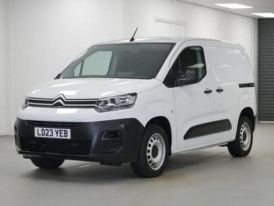 Used Citroën Berlingo 100 HP (73 kW) 2023 White MPV