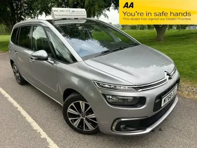 Usado Citroën Grand C4 Picasso Flair 130 HP (95 kW) 2018 Cinzento Monovolume