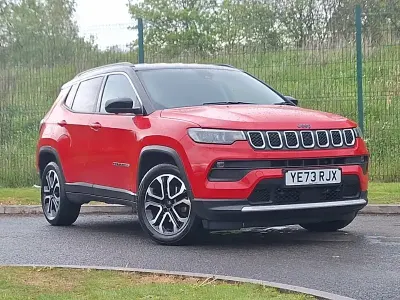 Begagnad Jeep Compass Limited 130 HK (95 kW) 2023 Röd SUV