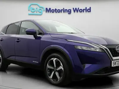 Używany Nissan Qashqai N-Connecta 190 KM (139 kW) 2023 Niebieski SUV