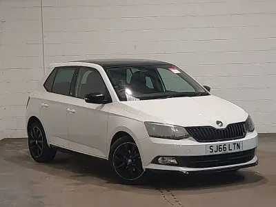 Used Skoda Fabia Monte Carlo 90 HP (66 kW) 2016 White Hatchback