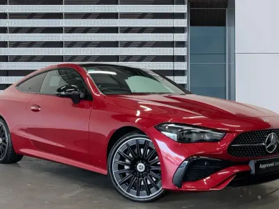 Usado Mercedes CLE300 Edition 258 HP (189 kW) 2024 Coupé