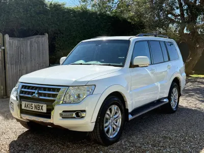 Usado Mitsubishi Shogun 187 HP (137 kW) 2015 Branco SUV