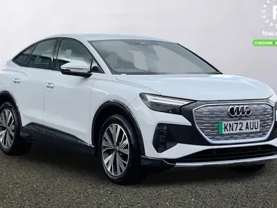 Used Audi Q4 Sportback e-tron Sport 125 kW (170 HP) 2022 White SUV