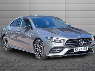 Begagnad Mercedes CLA180 Executive 136 HK (100 kW) 2023 Grå Sedan