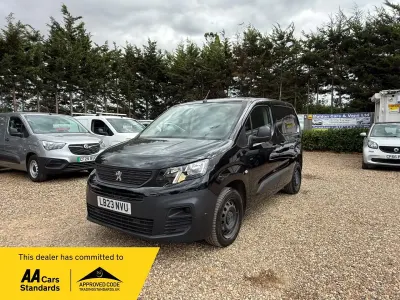 Used Peugeot Partner Premium 102 HP (75 kW) 2023 Black MPV