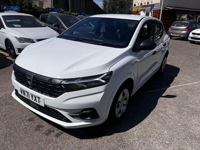 Used Dacia Sandero Essentiel 100 HP (73 kW) 2022 White Hatchback