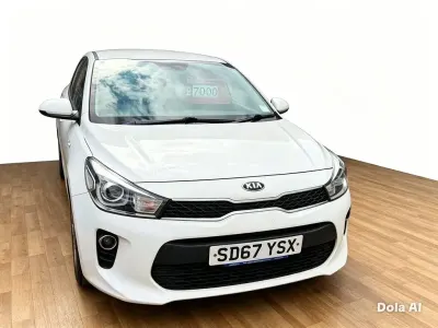Used Kia Rio 84 HP (61 kW) 2017 White Hatchback