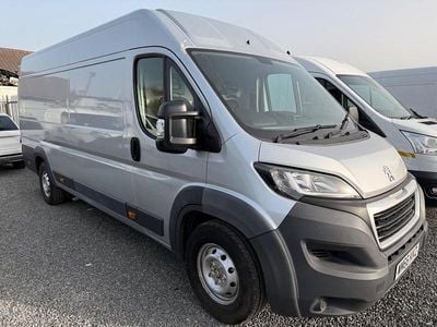 Used Peugeot Boxer 130 HP (95 kW) 2017 Silver Van