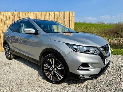 Used Nissan Qashqai N-Connecta 2018 Silver SUV