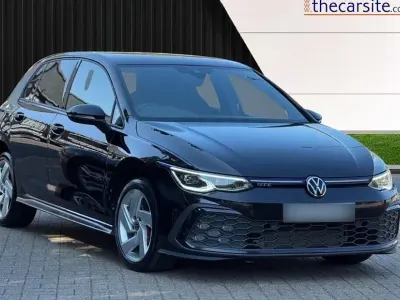 Used VW Golf VIII GTE 241 HP (177 kW) 2022