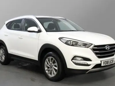 Used Hyundai Tucson SE 132 HP (97 kW) 2018 White SUV