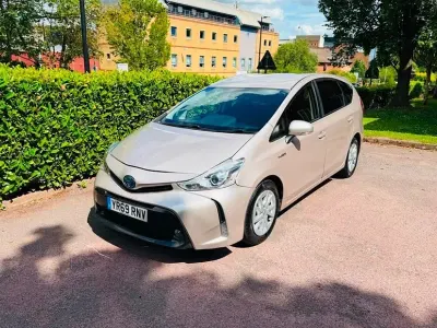 Used Toyota Prius 122 HP (89 kW) 2019 Hatchback