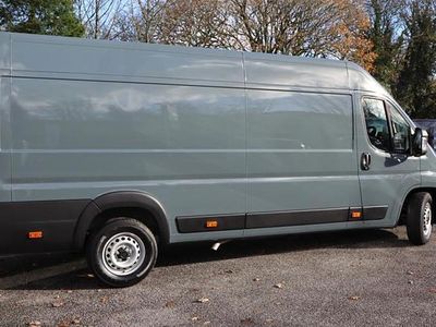 Grey New 2025 Peugeot Boxer Van | £27,499 (Fair price)