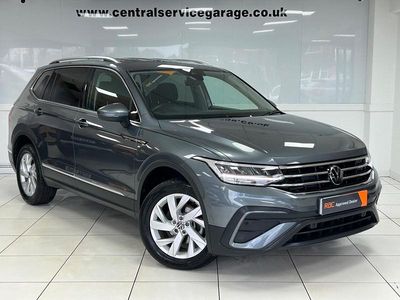 Used VW Tiguan Allspace Life 150 HP (110 kW) 2024 Grey SUV