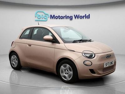 Gold Used 2021 Fiat 500e Passion Hatchback | £10,650 (Good price)