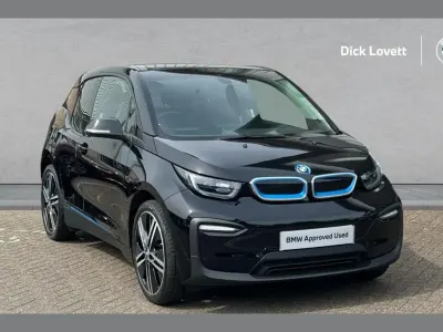 Begagnad BMW i3 Comfort Edition 125 kW (170 HK) 2022 Svart Halvkombi