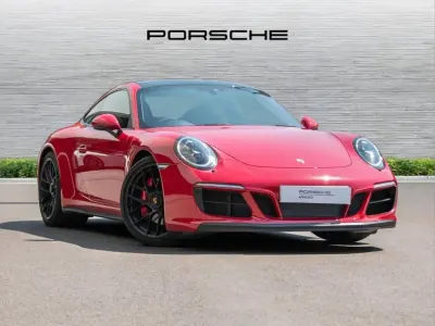 Used Porsche 911 444 HP (326 kW) 2017 Red Coupe