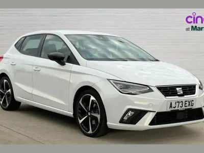 Used Seat Ibiza FR Sport 110 HP (80 kW) 2023 Metallic  nevada white Hatchback