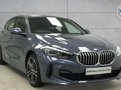 Używany BMW 118 M Sport 134 KM (98 kW) 2023 Szary Hatchback