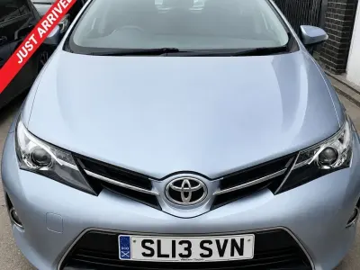 Used Toyota Auris