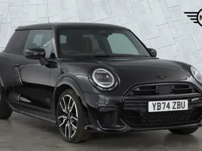 Gebraucht Mini Cooper S Hatch 201 PS (147 kW) 2025 Schwarz Kleinwagen
