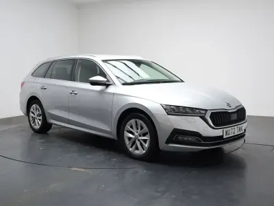 Used Skoda Octavia SE L 204 HP (150 kW) 2022 Silver Estate