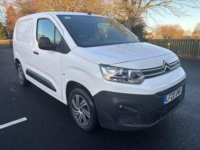 Used Citroën Berlingo 100 HP (73 kW) 2020 White MPV
