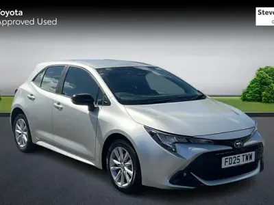 Used Toyota Corolla 140 HP (102 kW) 2026 Hatchback