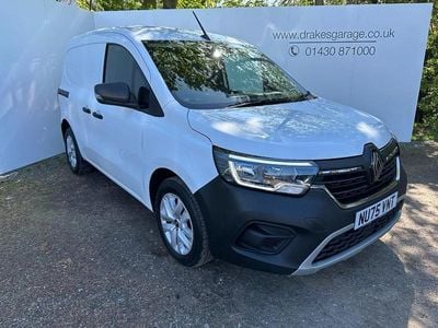 Used Renault Kangoo 115 HP (84 kW) 2025 White MPV